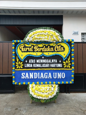 Papan Bunga Duka di Waringinkurung